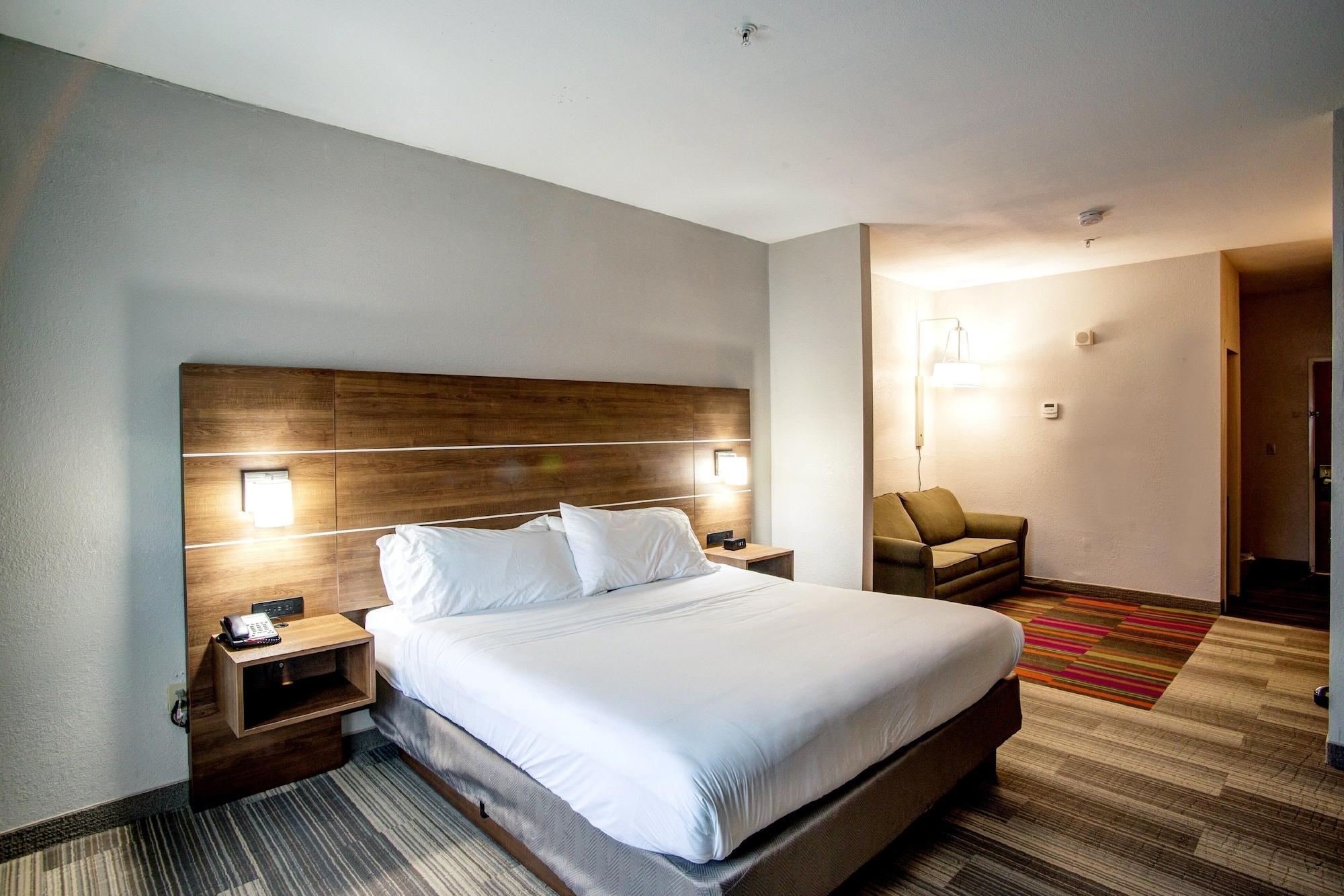 Holiday Inn Express La Plata By Ihg Экстерьер фото